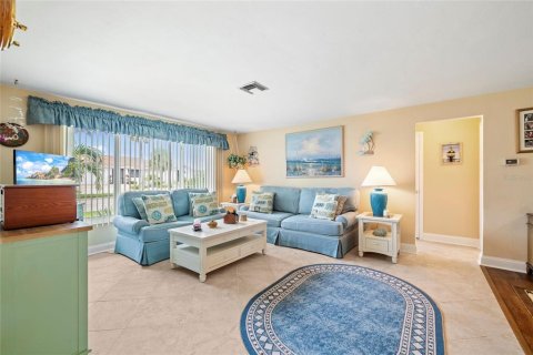 Casa en venta en Punta Gorda, Florida, 3 dormitorios, 161.46 m2 № 1914052 - foto 13