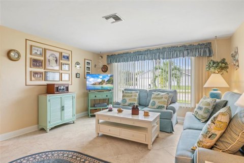 Casa en venta en Punta Gorda, Florida, 3 dormitorios, 161.46 m2 № 1914052 - foto 11