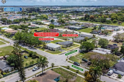 Commercial property in Homestead, Florida 125.05 sq.m. № 2067386 - photo 21