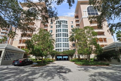 Condo à Saint Petersburg, Floride, 2 chambres  № 2431684