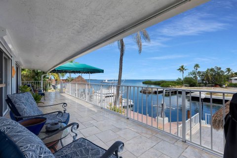Casa en Tavernier, Florida 2 dormitorios, 162.58 m2 № 2361669