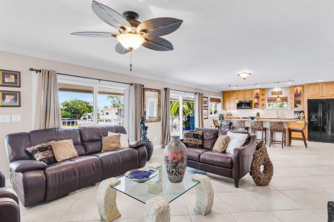 Casa en venta en Tavernier, Florida, 2 dormitorios, 162.58 m2 № 2361669 - foto 10