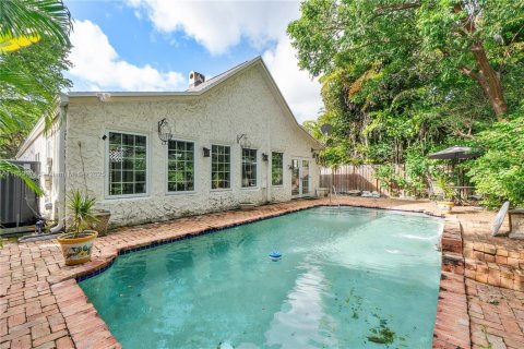 Casa en venta en Fort Lauderdale, Florida, 2 dormitorios, 191.94 m2 № 1950106 - foto 24