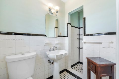 Casa en venta en Fort Lauderdale, Florida, 2 dormitorios, 191.94 m2 № 1950106 - foto 14