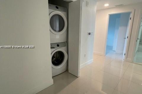 Copropriété à louer à North Miami Beach, Floride: 2 chambres, 104.24 m2 № 1937226 - photo 22