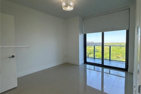 Copropriété à louer à North Miami Beach, Floride: 2 chambres, 104.24 m2 № 1937226 - photo 15