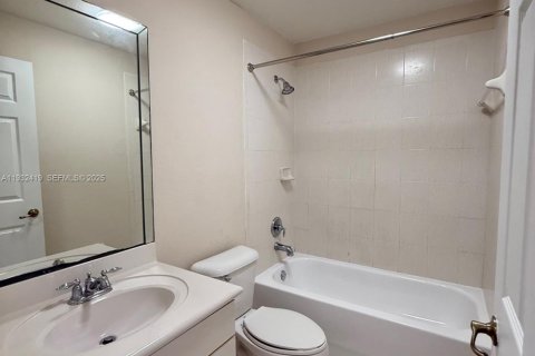 Снять в аренду кондоминиум в Майами, Флорида 3 спальни, 164.44м2, № 2034940 - фото 22