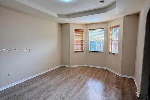 Снять в аренду кондоминиум в Майами, Флорида 3 спальни, 164.44м2, № 2034940 - фото 15