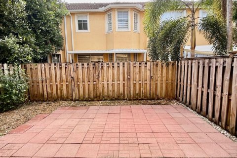 Снять в аренду кондоминиум в Майами, Флорида 3 спальни, 164.44м2, № 2034940 - фото 11