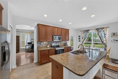 House in Gainesville, Florida 4 bedrooms, 237.18 sq.m. № 2227747 - photo 16