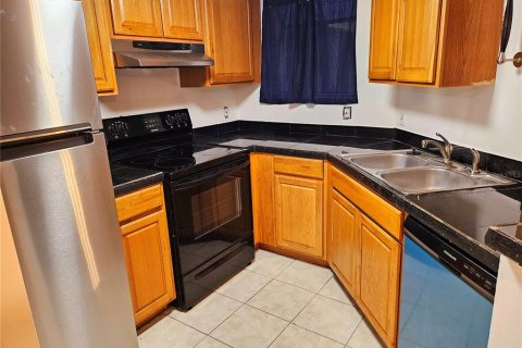 Condo in Orlando, Florida, 1 bedroom  № 2230430 - photo 5