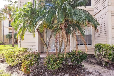 Condo in Orlando, Florida, 1 bedroom  № 2230430 - photo 2