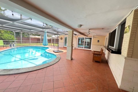 Villa ou maison à louer à Hollywood, Floride: 3 chambres, 119.1 m2 № 1965459 - photo 15