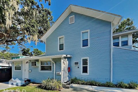Propiedad comercial en venta en Clearwater, Florida, 10 dormitorios, 359.25 m2 № 2093847 - foto 4