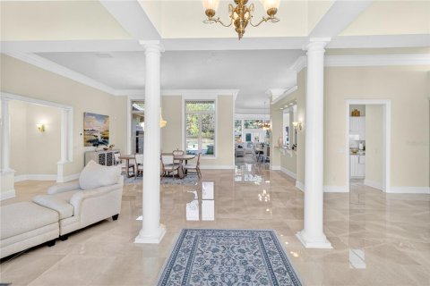 House in Lake City, Florida 4 bedrooms, 557.41 sq.m. № 2213827 - photo 11