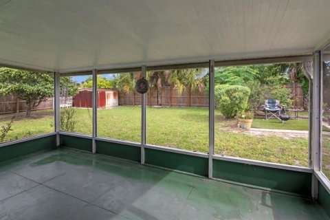 Casa en venta en Tampa, Florida, 3 dormitorios, 121.52 m2 № 2324733 - foto 26