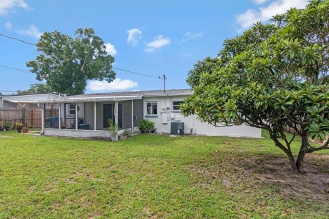 Casa en venta en Tampa, Florida, 3 dormitorios, 121.52 m2 № 2324733 - foto 30