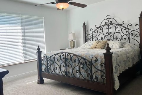 House in Bradenton, Florida 3 bedrooms, 143.44 sq.m. № 1775610 - photo 14