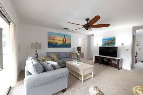 House in Bradenton, Florida 3 bedrooms, 143.44 sq.m. № 1775610 - photo 5