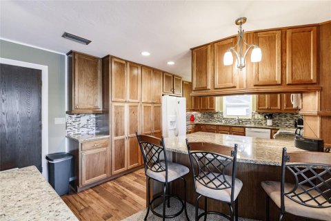 House in Bradenton, Florida 3 bedrooms, 143.44 sq.m. № 1775610 - photo 11