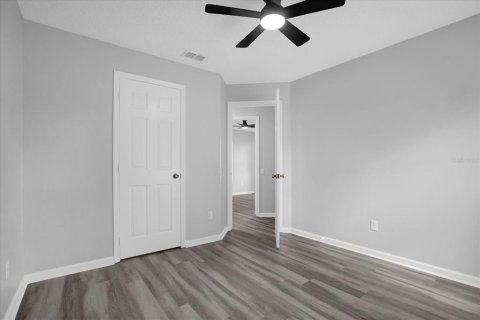 Villa ou maison à louer à Lake Mary, Floride: 4 chambres, 181.72 m2 № 2110104 - photo 24