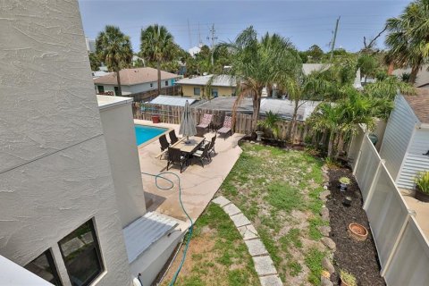 House in Daytona Beach, Florida 3 bedrooms, 198.44 sq.m. № 1744720 - photo 30