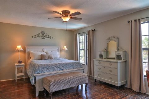 House in Daytona Beach, Florida 3 bedrooms, 198.44 sq.m. № 1744720 - photo 25