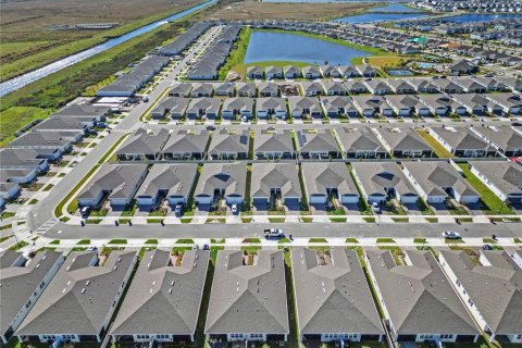 Villa ou maison à vendre à Kissimmee, Floride: 3 chambres, 144.83 m2 № 2143386 - photo 17