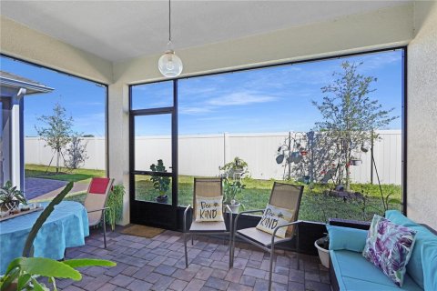 Villa ou maison à vendre à Kissimmee, Floride: 3 chambres, 144.83 m2 № 2143386 - photo 11