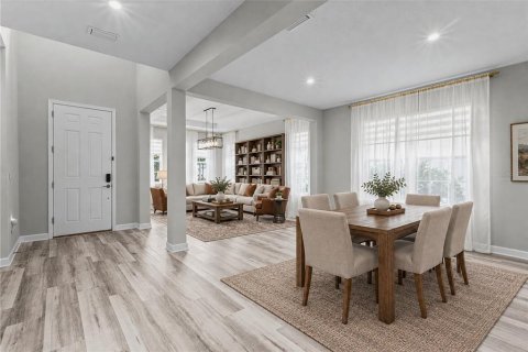House in Sarasota, Florida 4 bedrooms, 329.34 sq.m. № 2427287 - photo 7