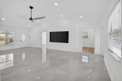 Villa ou maison à vendre à Delray Beach, Floride: 3 chambres, 121.14 m2 № 1946527 - photo 7