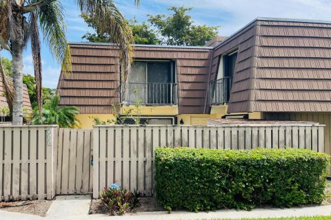 Touwnhouse à louer à Palm Beach Gardens, Floride: 2 chambres, 114.83 m2 № 2085655 - photo 2