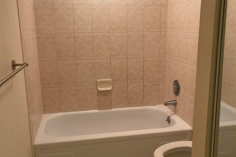 Touwnhouse à louer à Palm Beach Gardens, Floride: 2 chambres, 114.83 m2 № 2085655 - photo 10