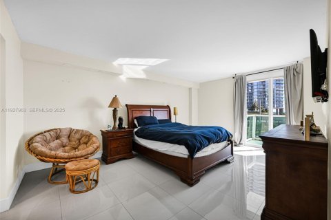 Copropriété à vendre à Sunny Isles Beach, Floride: 2 chambres, 141.3 m2 № 1987516 - photo 28