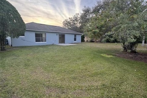 Villa ou maison à louer à Kissimmee, Floride: 3 chambres, 123.47 m2 № 2106976 - photo 12