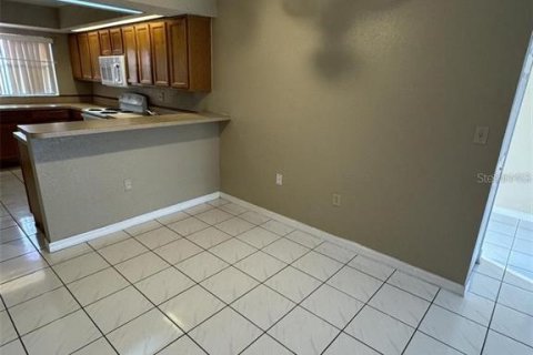 Villa ou maison à louer à Kissimmee, Floride: 3 chambres, 123.47 m2 № 2106976 - photo 8