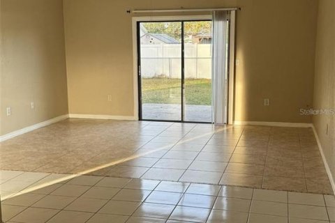 Villa ou maison à louer à Kissimmee, Floride: 3 chambres, 123.47 m2 № 2106976 - photo 9