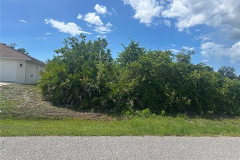 Land in Englewood, Florida № 2369663