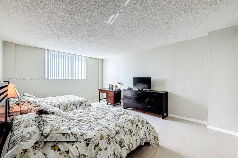 Condo in Sunny Isles Beach, Florida, 1 bedroom  № 2249922 - photo 24