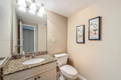 Condo in Sunny Isles Beach, Florida, 1 bedroom  № 2249922 - photo 20
