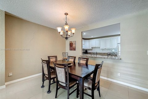 Condo in Sunny Isles Beach, Florida, 1 bedroom  № 2249922 - photo 10