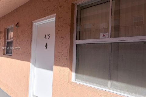 Купить кондоминиум в Майами, Флорида 2 спальни, 70.61м2, № 2036433 - фото 11