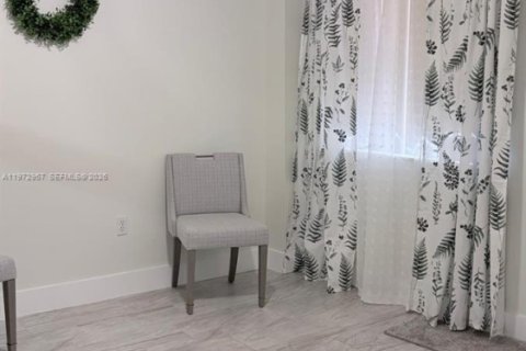 Купить кондоминиум в Майами, Флорида 2 спальни, 70.61м2, № 2036433 - фото 15