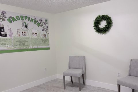 Купить кондоминиум в Майами, Флорида 2 спальни, 70.61м2, № 2036433 - фото 14