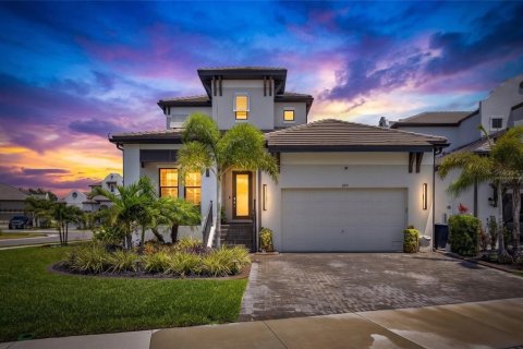 House in Ruskin, Florida 3 bedrooms, 238.85 sq.m. № 2199516
