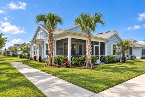 House in Daytona Beach, Florida 2 bedrooms, 136.19 sq.m. № 2316581