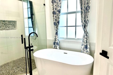 Casa en alquiler en Port St. Lucie, Florida, 4 dormitorios, 209.59 m2 № 2054936 - foto 5