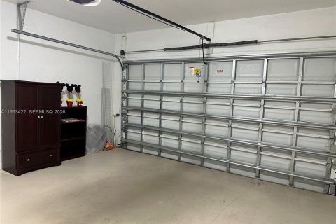 Casa en alquiler en Port St. Lucie, Florida, 4 dormitorios, 209.59 m2 № 2054936 - foto 15