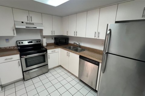 Купить кондоминиум в Авентура, Флорида 1 спальня, 91.97м2, № 2265668 - фото 15