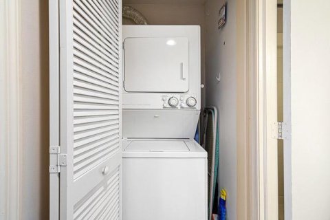 Copropriété à louer à Riviera Beach, Floride: 2 chambres, 106.19 m2 № 1139233 - photo 1